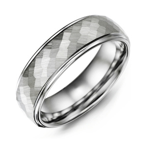 MADANI Men's Matte Hammer Accents Tungsten 7mm Wedding Ring