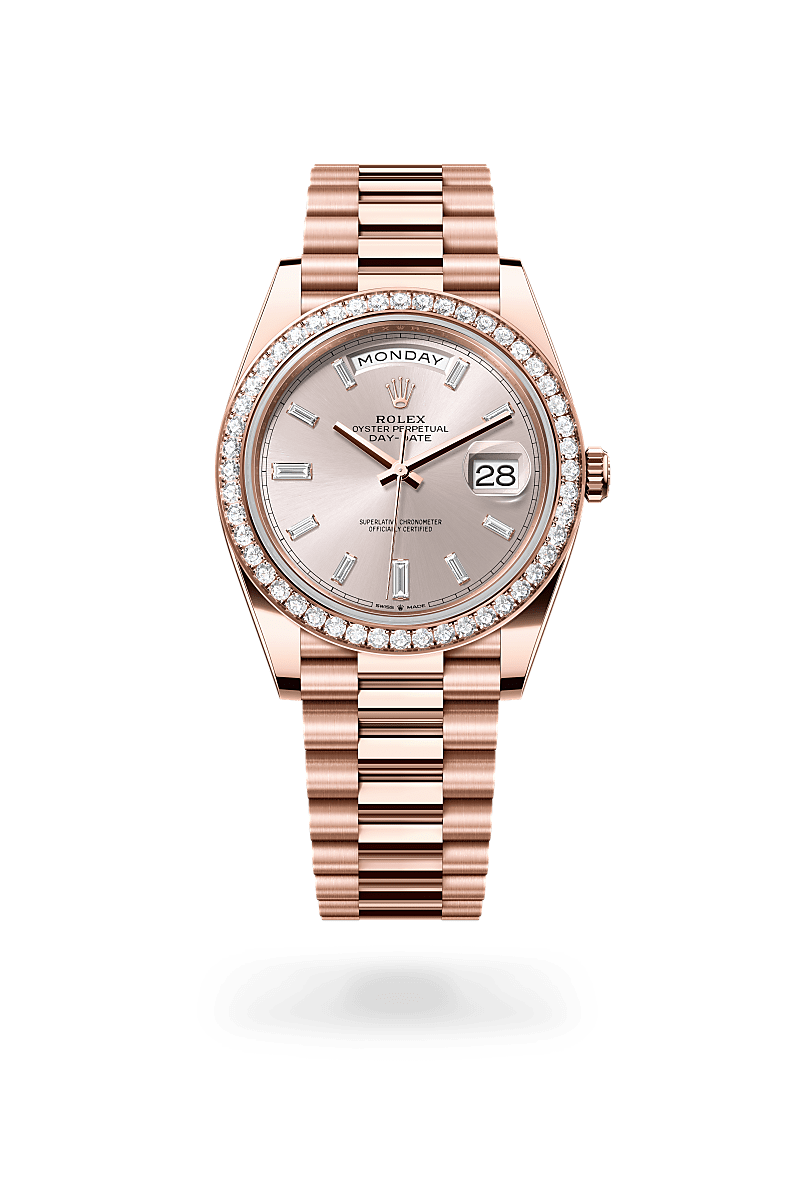Rolex Day-Date in 18 ct Everose gold with Sundust set with diamonds dial, Set with diamonds bezel, and President, semi-circular three-piece links bracelet