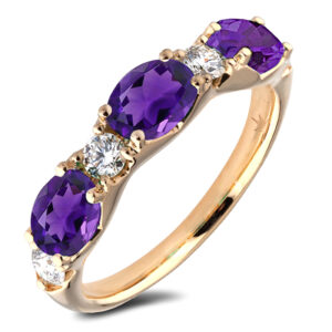 Oval 1.30 Carat TW Amethyst and Canadian Diamond Ring in Yellow Gold