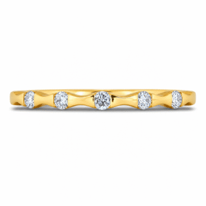 Diamond 5-Stone Ring in Yellow Gold