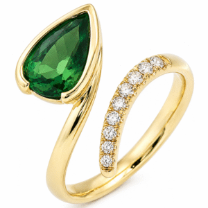 Green Sapphire 1.06 Carat and Canadian Diamond Ring in Yellow Gold