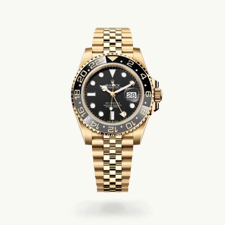 Rolex GMT-Master II in 18 ct yellow gold with Black dial, Bidirectional rotatable 24-hour graduated bezel. Two-colour grey and black Cerachrom insert in ceramic, moulded numerals and graduations bezel, and 18 ct yellow gold bracelet